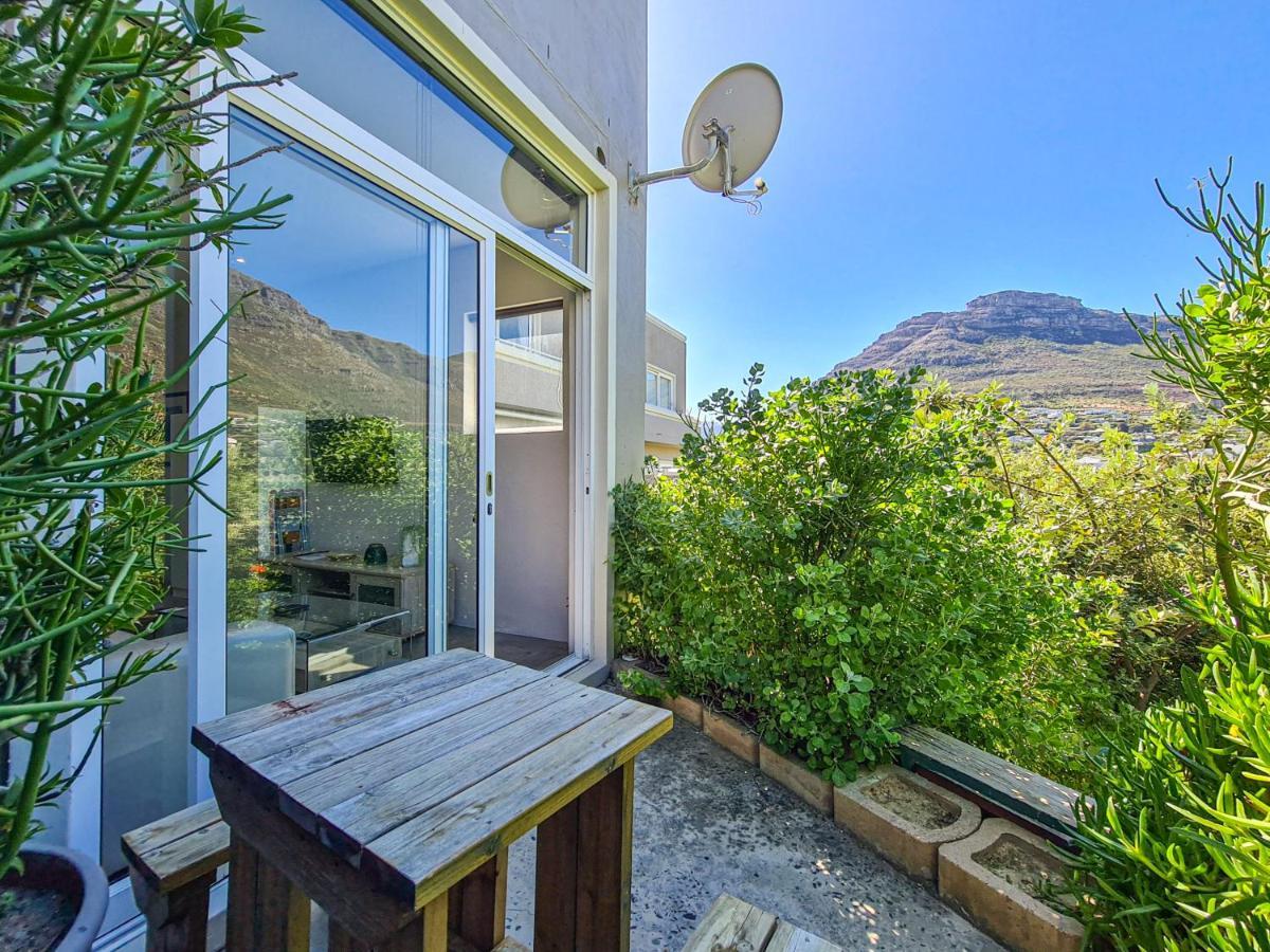 The Beachclub 17 Hout Bay Bagian luar foto