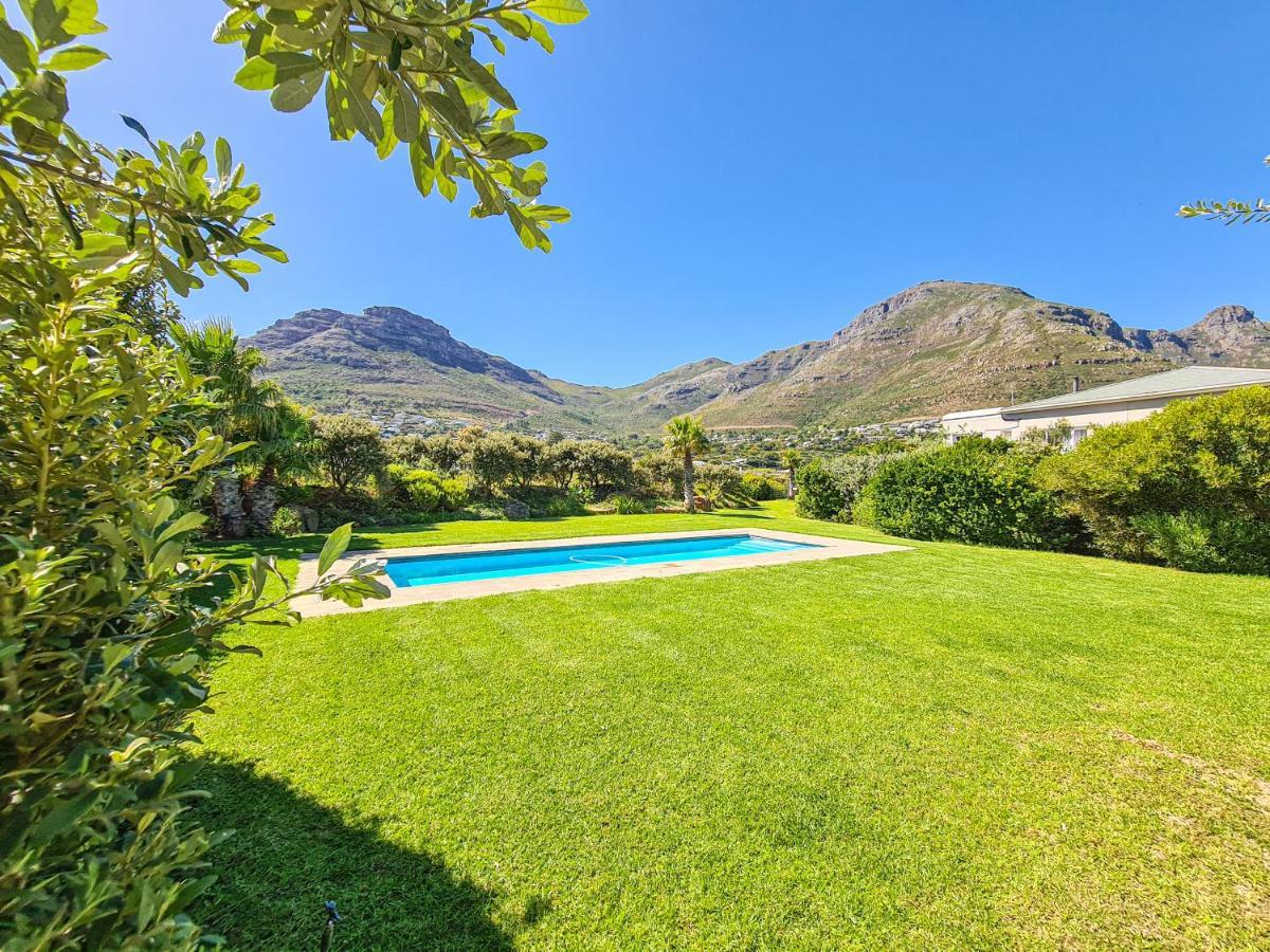 The Beachclub 17 Hout Bay Bagian luar foto